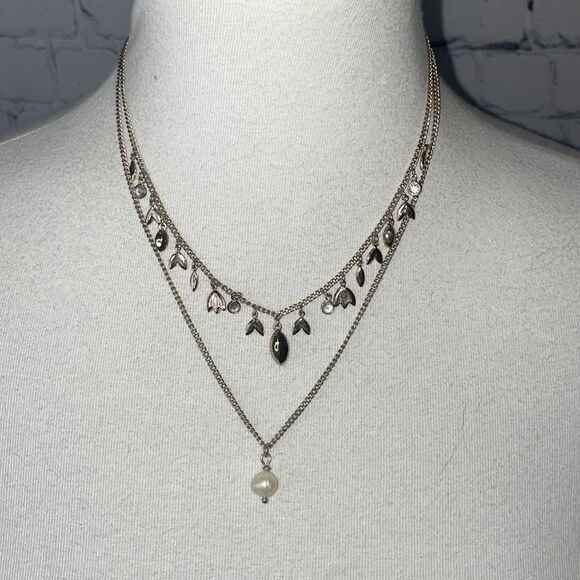 White House Black Market Jewelry - 💠 White House Black Market Layered Necklace